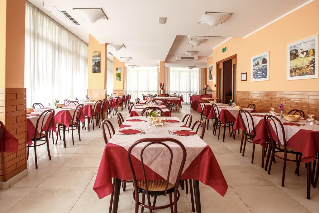 Hotel Milena ريميني المظهر الخارجي الصورة